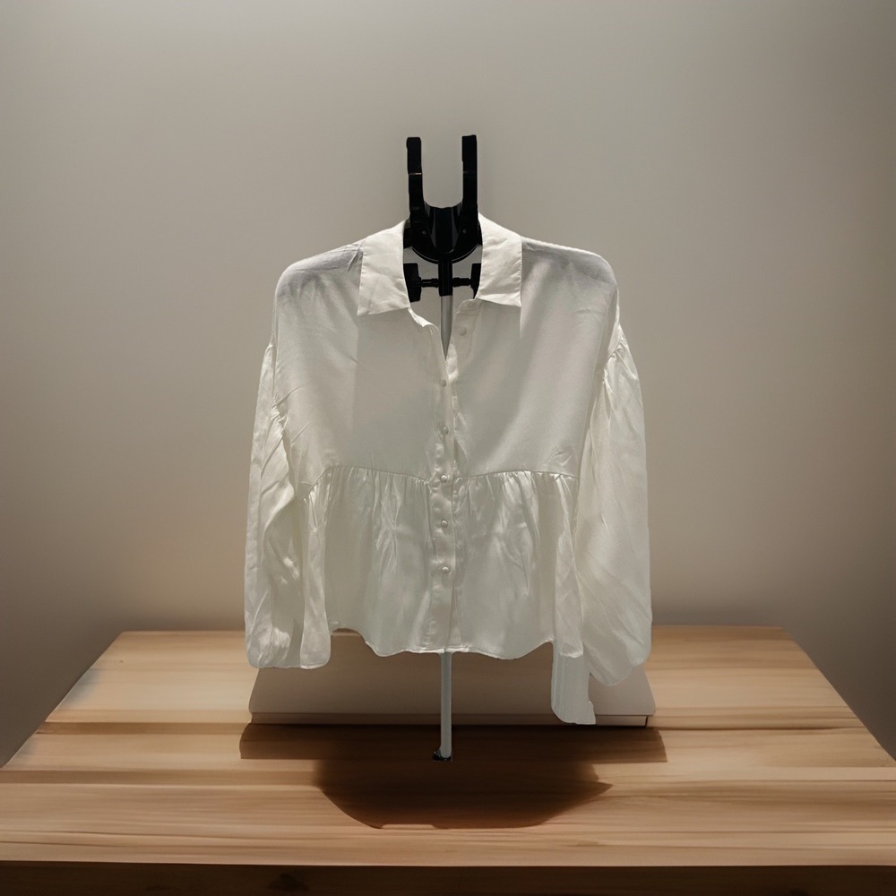 altar'd state White Oversized Swing Blouse. NWT Size S. Flowy Dollman Sleeves